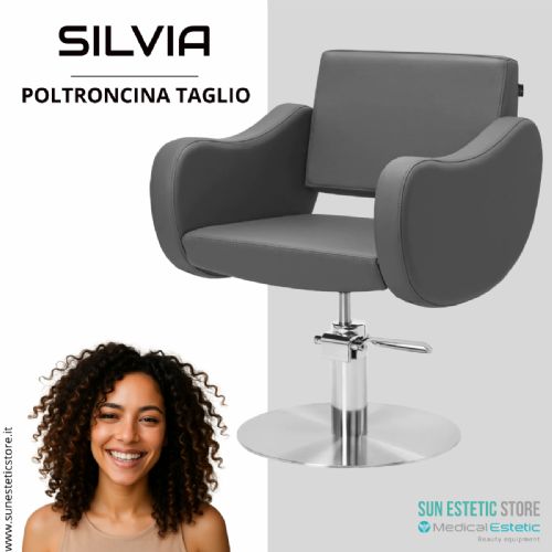 Silvia poltroncina taglio parrucchiere